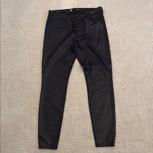 Kut from the Kloth Black Coated Skinny Jeans- Size 14